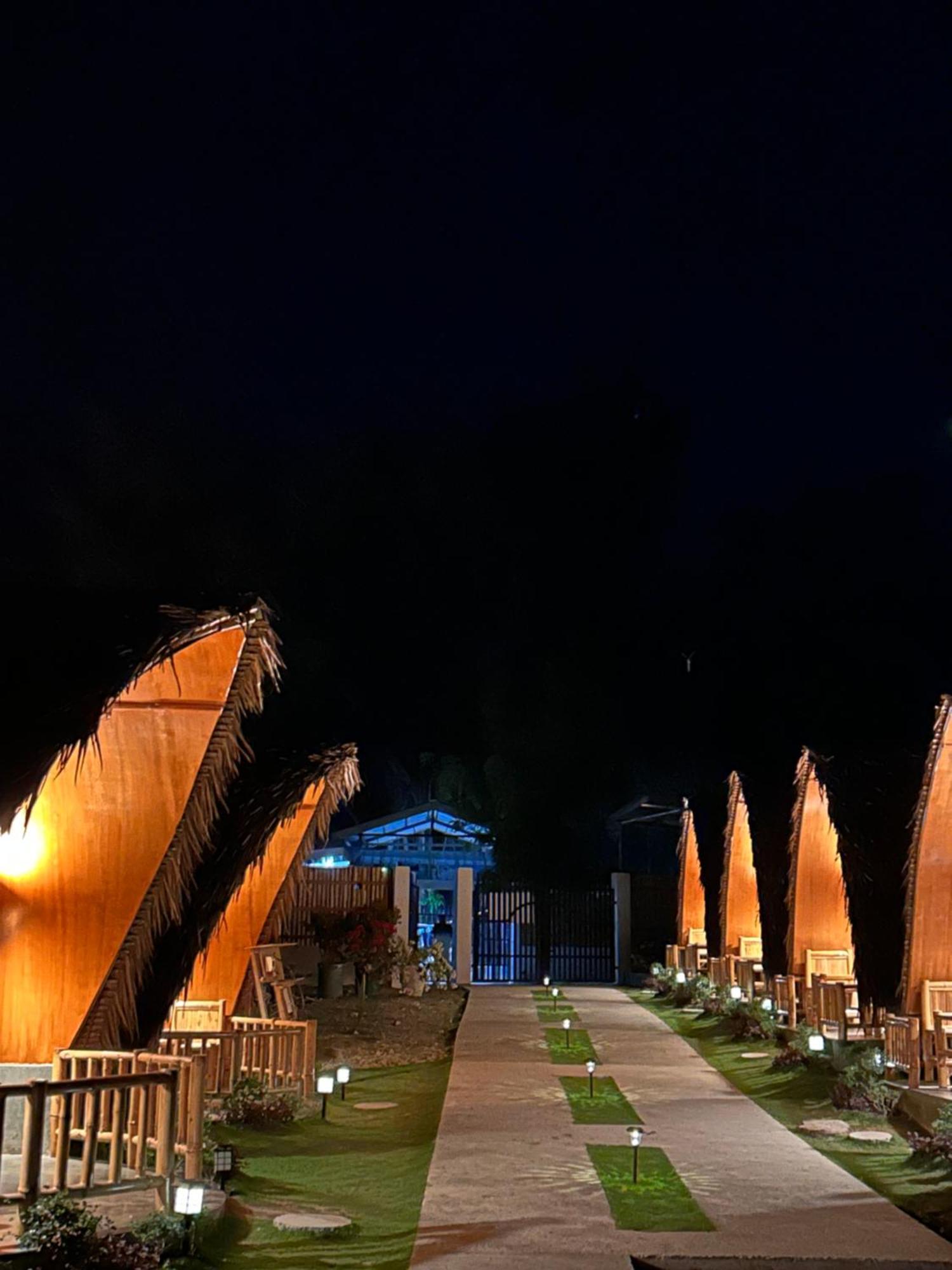 East Holiday Resort Moalboal Esterno foto
