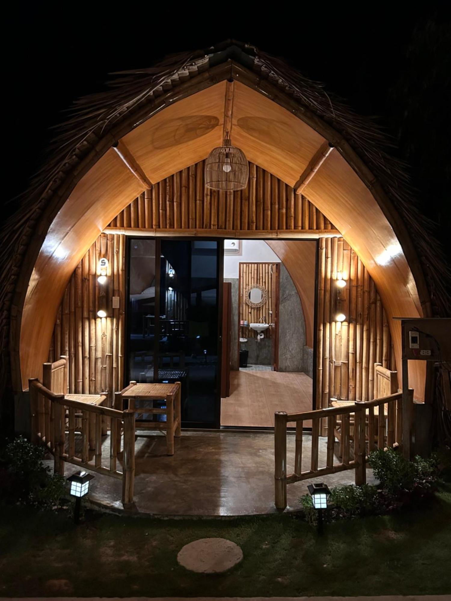 East Holiday Resort Moalboal Esterno foto